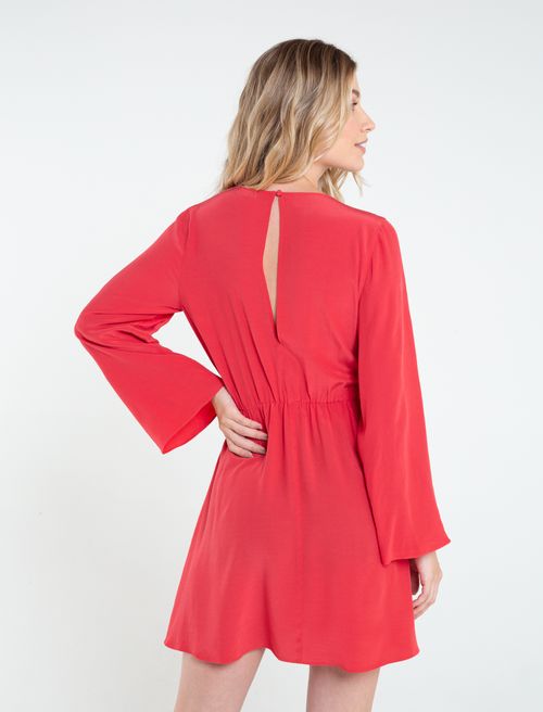 Vestido corto cruzado en frente