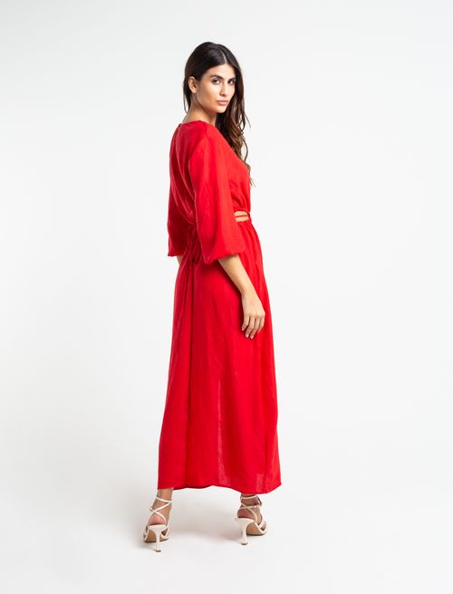 Vestido con abertura en cintura