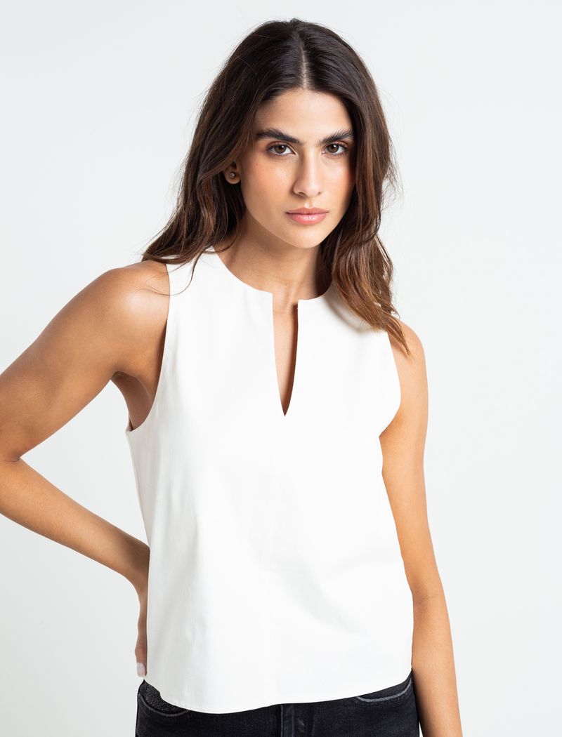 Camisas con escote en v sale