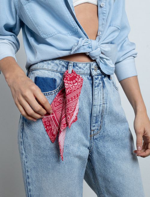 Jean cuatro bolsillos