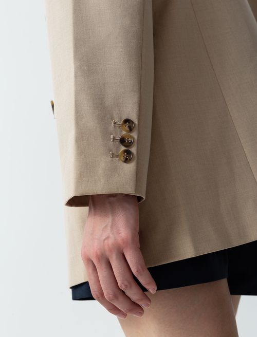 Chaqueta tipo blazer