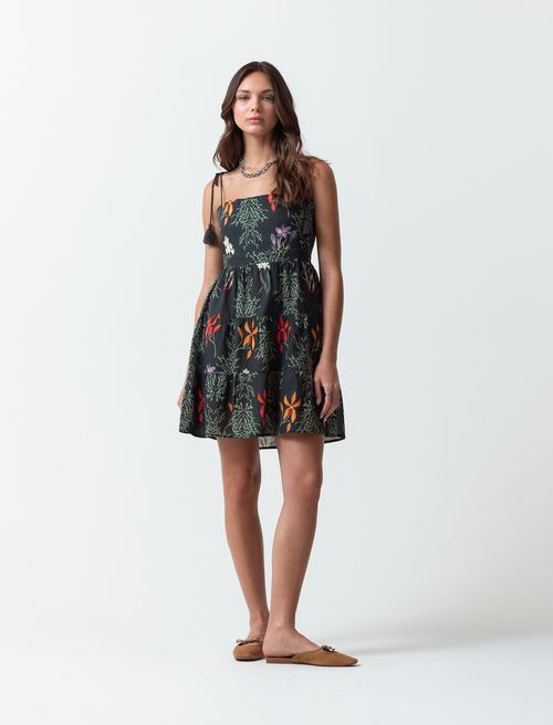 Vestido corto de tiras