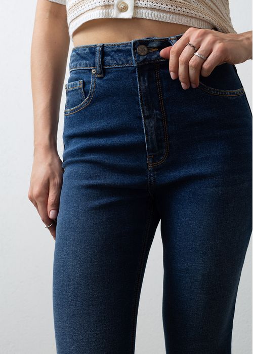 Jean Push Up tono medio