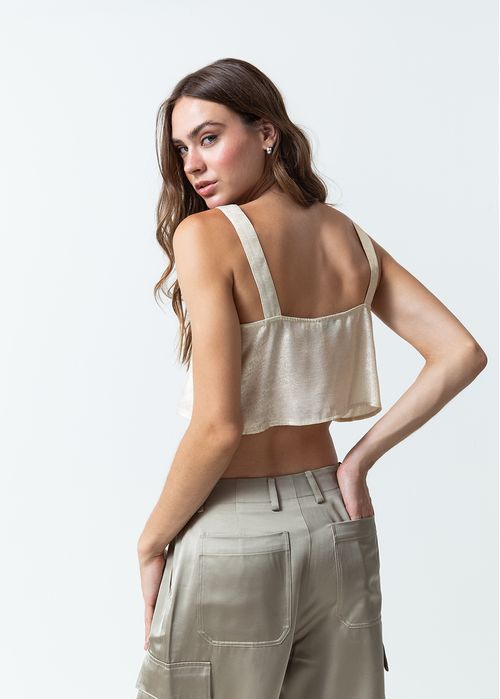 Camisa tipo crop top