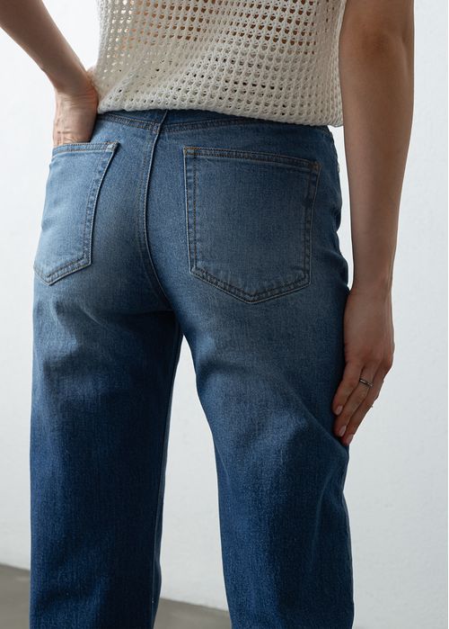 Jean fit de bota recta