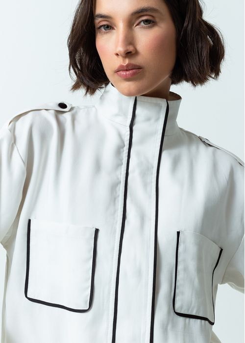 Chaqueta de cuello clásico