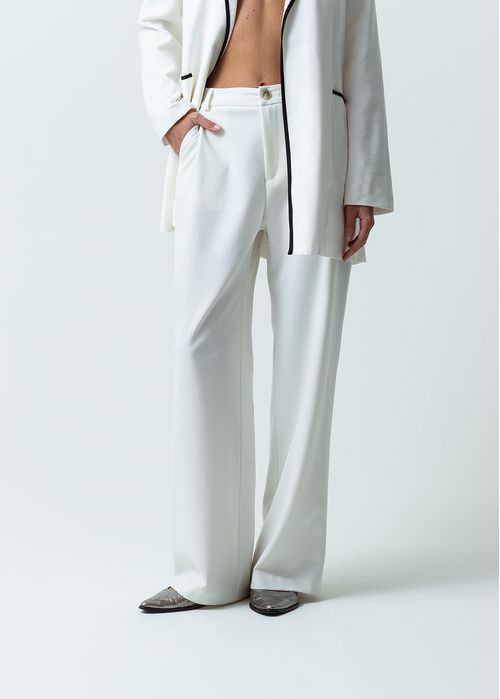 Pantalón elegante de bota recta