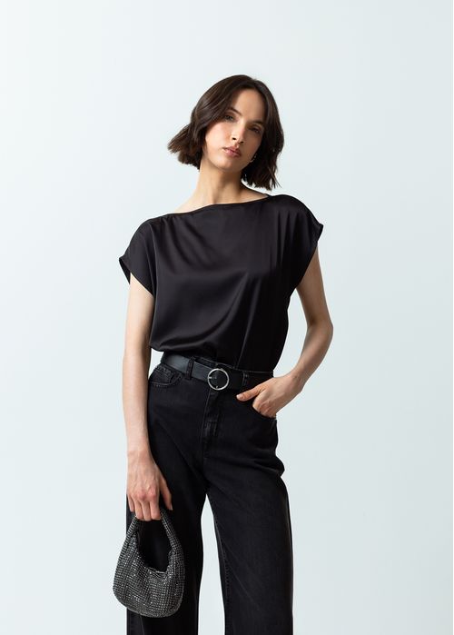 Camisa de cuello bandeja