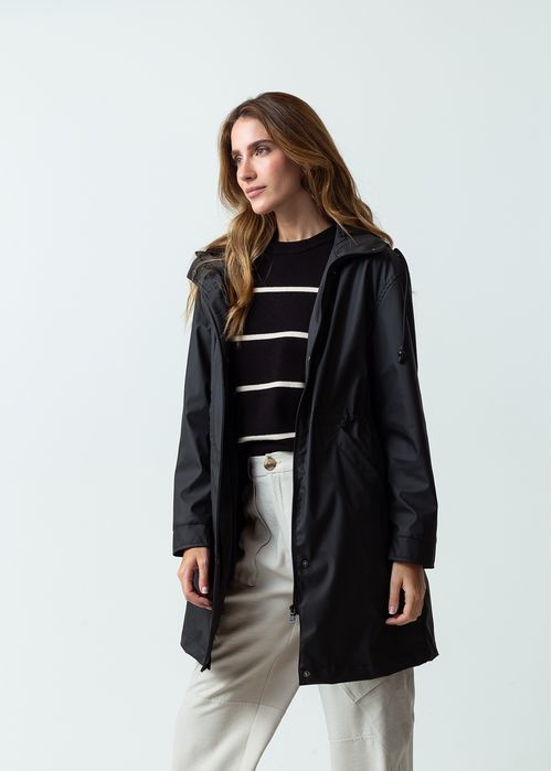 Chaqueta en tela tipo cuero