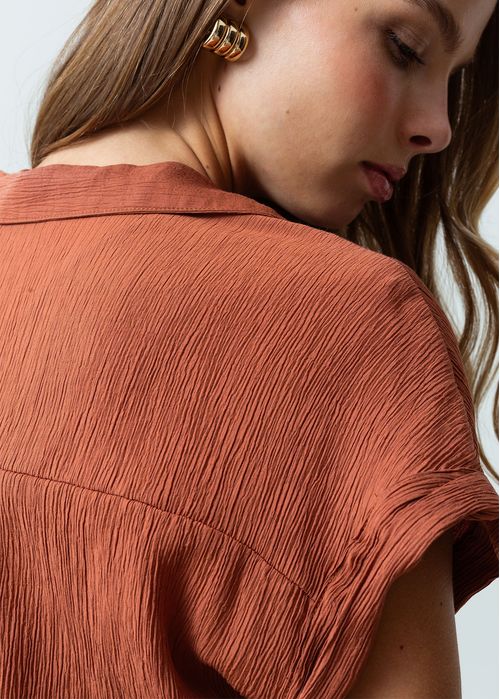 Camisa manga corta escote en V