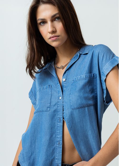 Camisa manga corta en tipo denim