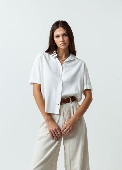 Camisa manga corta con apliques