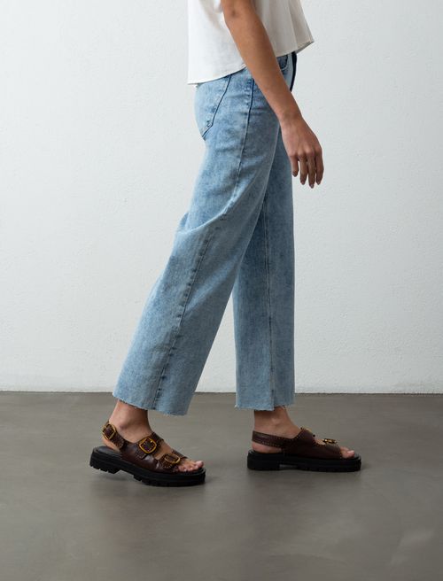 Jean para mujer tono medio Straight Cropped tiro súper alto Pauline infaltable