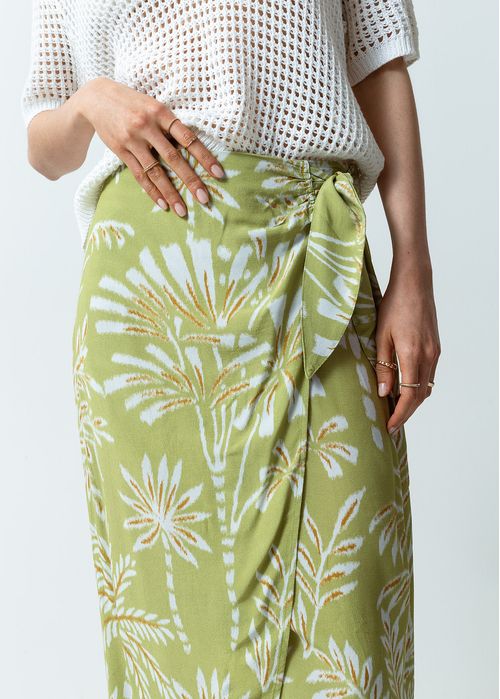 Falda de diseño cruzado