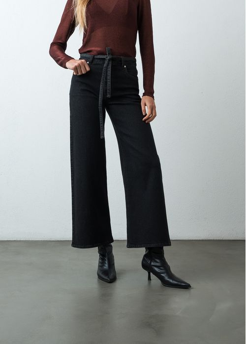 Jean Wide Leg tiro medio en black denim
