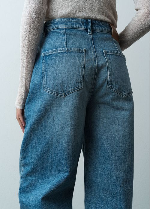 Jean Barrel tiro medio tono claro