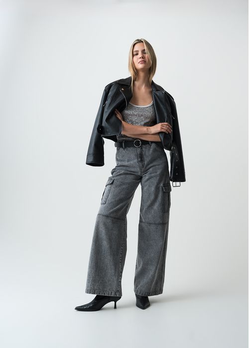 Camiseta manga sisa con lentejuelas