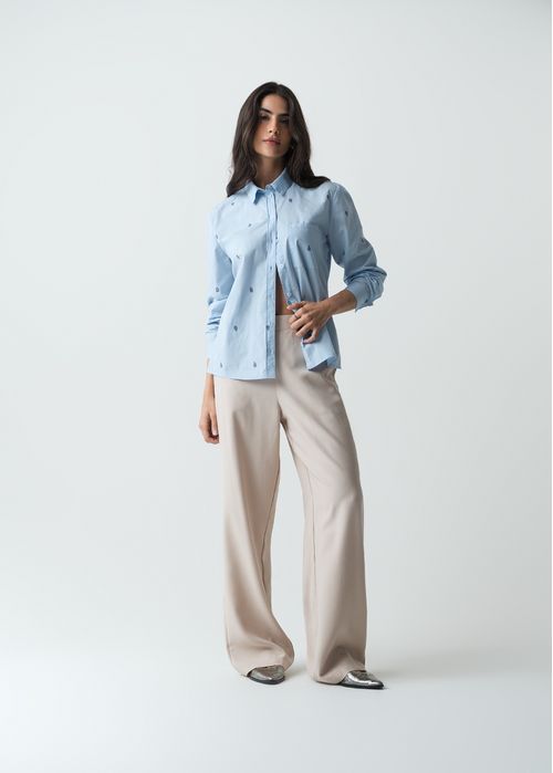 Camisa manga larga con detalles bordados