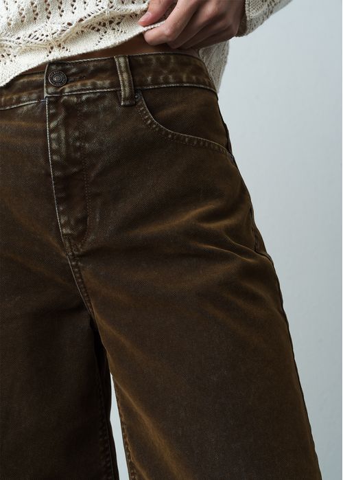 Jean Wide Leg tiro alto tono café