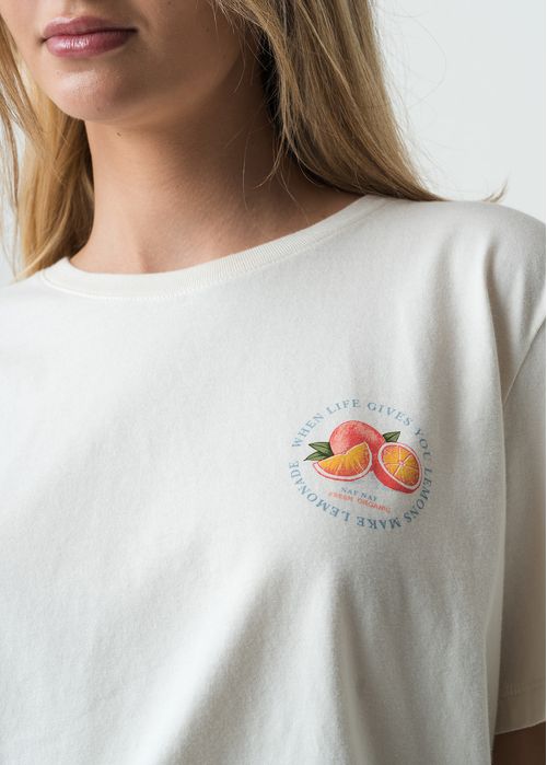 Camiseta manga corta estampada en espalda