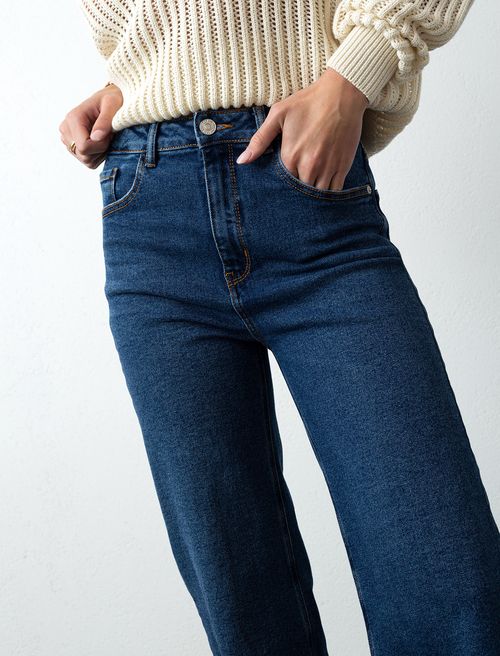 Jean para mujer tono medio Straight Cropped tiro súper alto Pauline infaltable