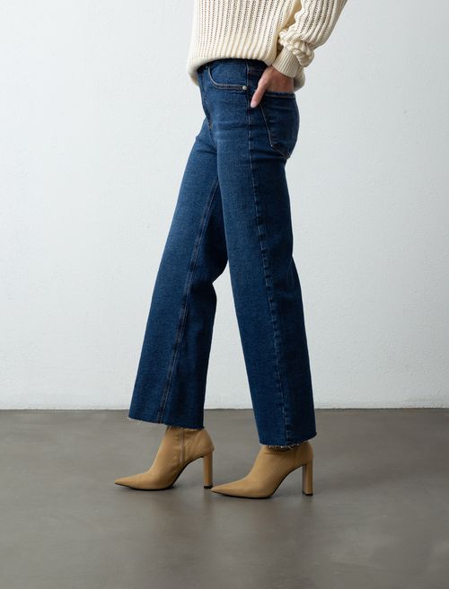 Jean para mujer tono medio Straight Cropped tiro súper alto Pauline infaltable
