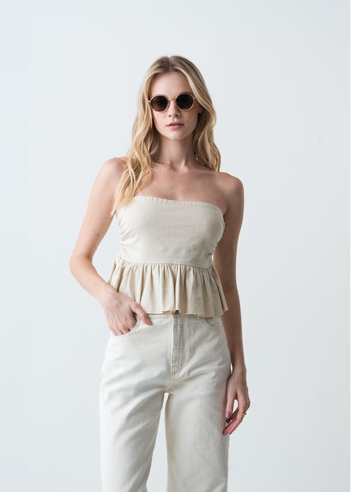 Camisa strapless con bolero en ruedo