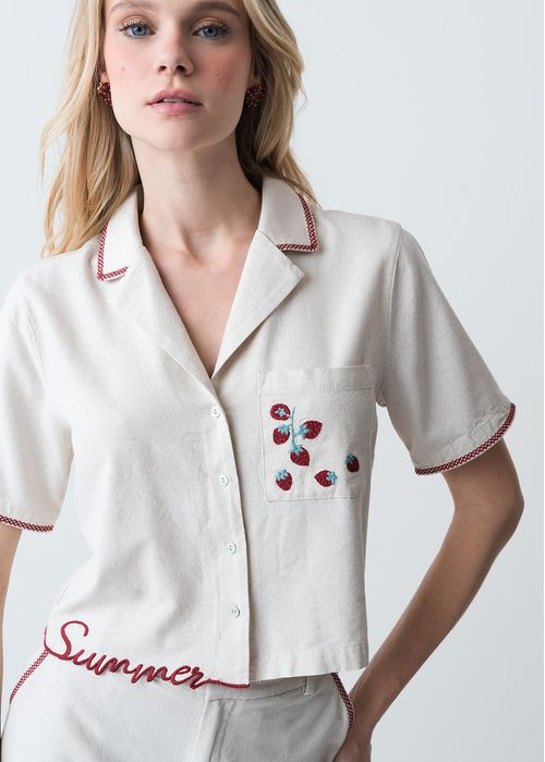 Camisa manga corta con detalles bordados