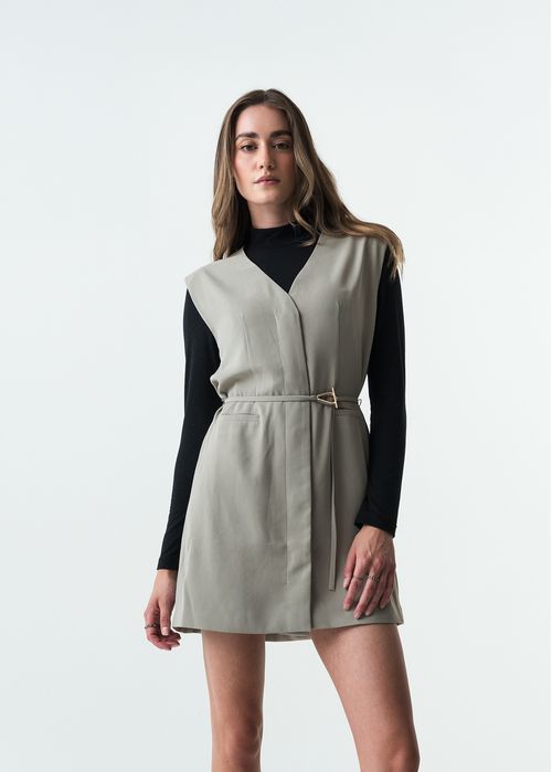 Vestido corto para eventos semiformales