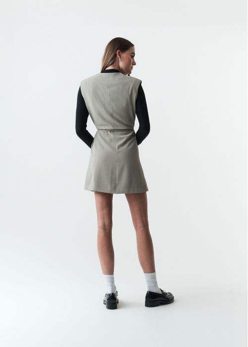 Vestido corto para eventos semiformales