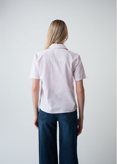 Camisa manga corta con detalles bordados