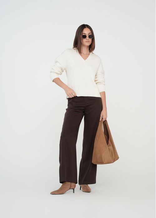 Buzo tejido con cuello en V