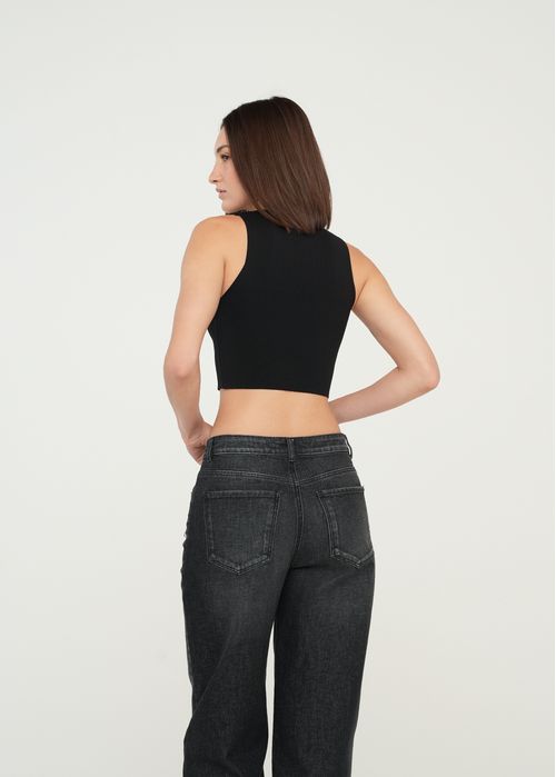 Top tejido con taches