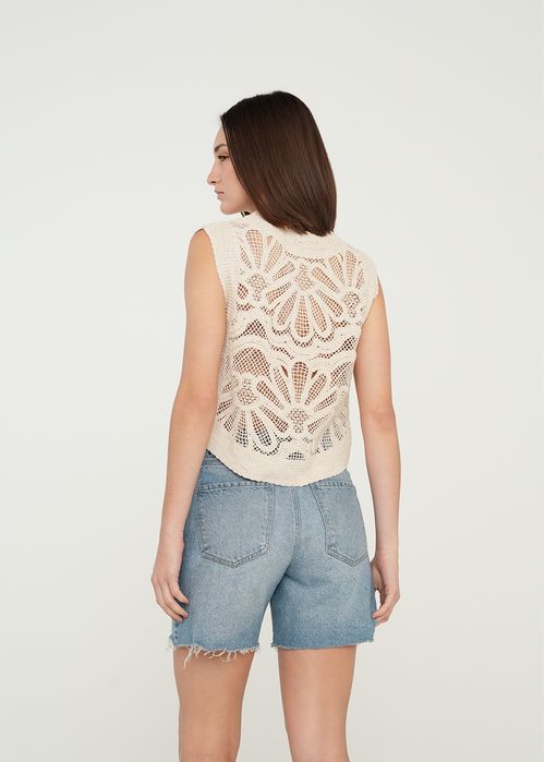 Camiseta tejida con flores