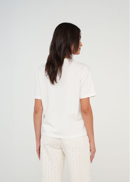 Camiseta con bolsillo tejido