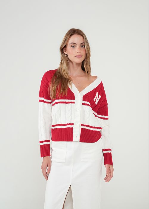 Buzo tejido con botones