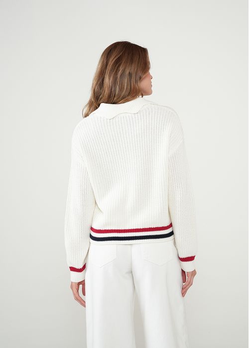 Buzo tejido con corazón