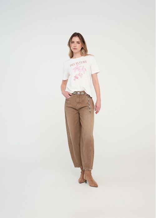 Camiseta estampada con brillo