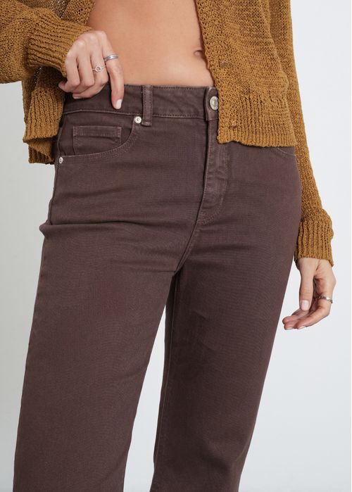 Jean flare tiro alto